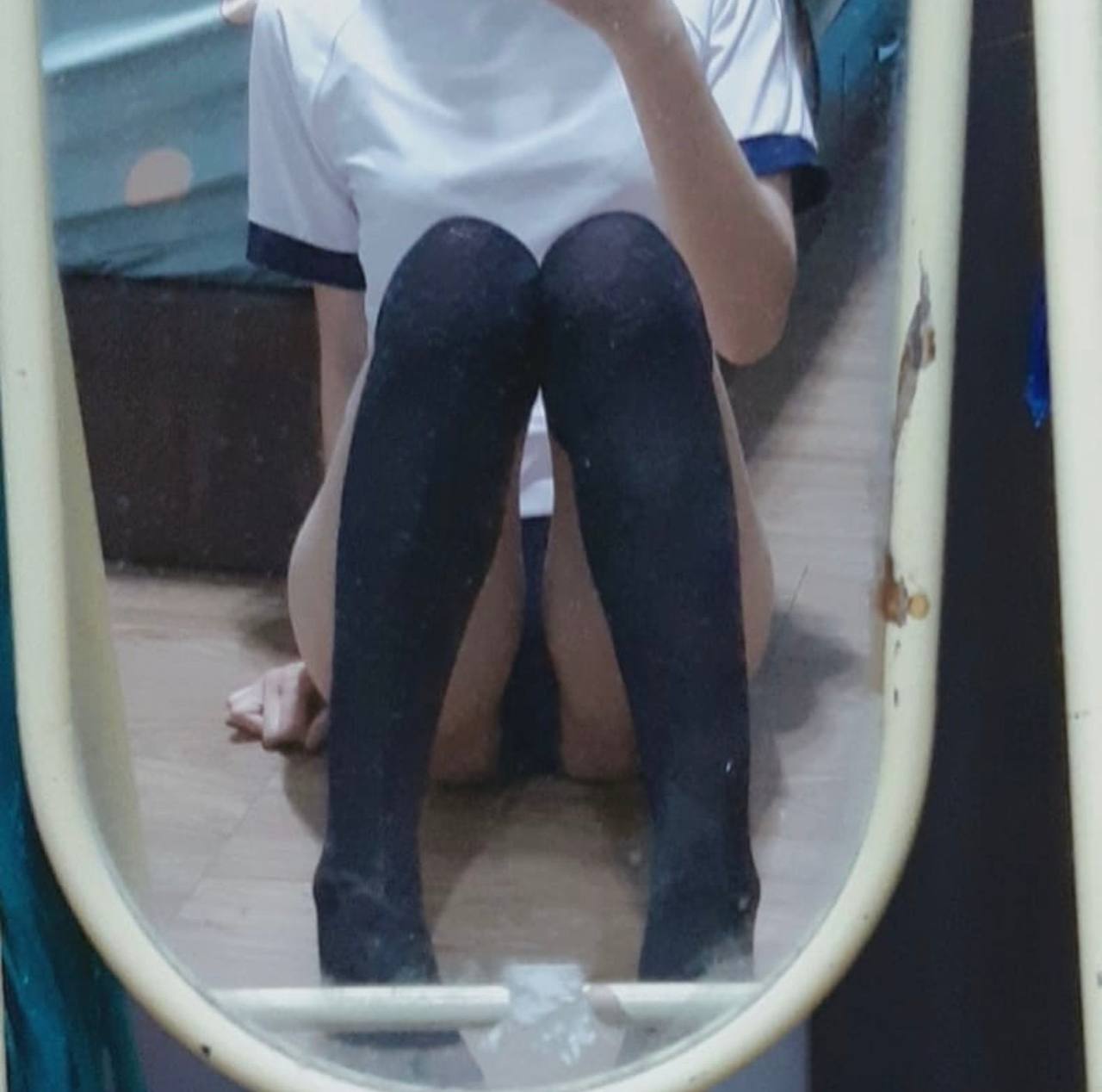 Cái cu của chồng cô không thể thỏa mãn cô được